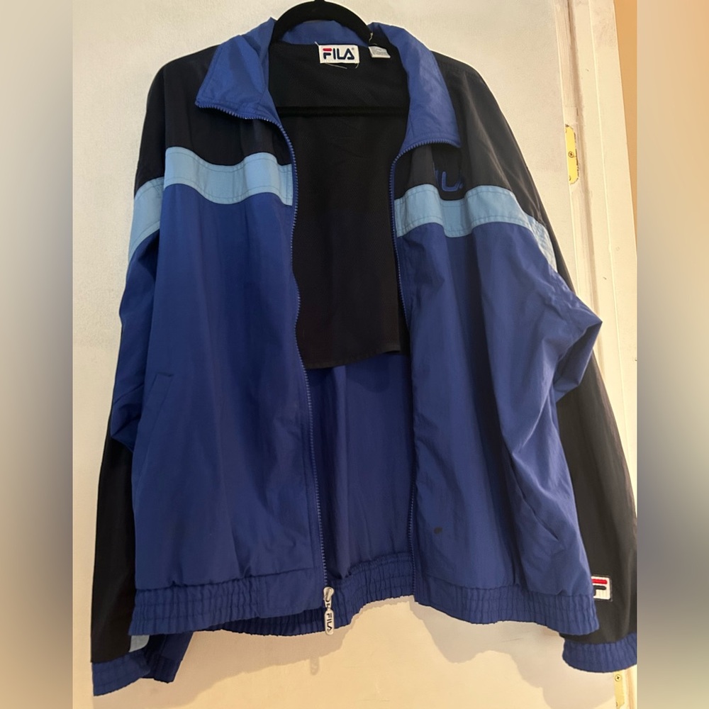 Three tone blue vintage fila windbreaker/light jacket